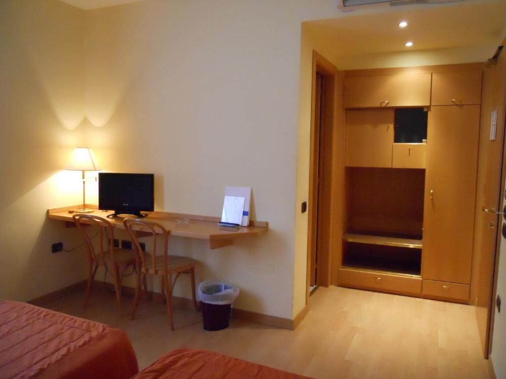 אורבינו Albergo Italia חדר תמונה