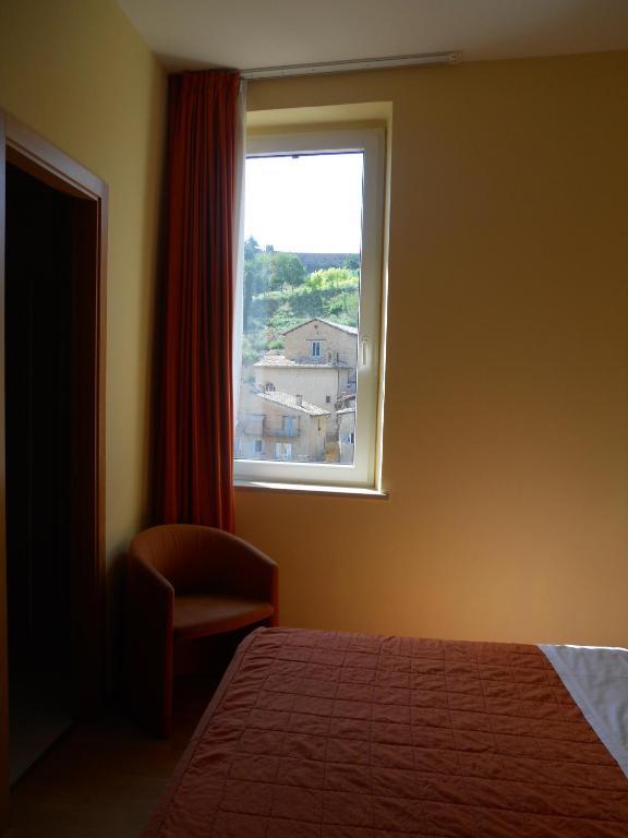 אורבינו Albergo Italia חדר תמונה