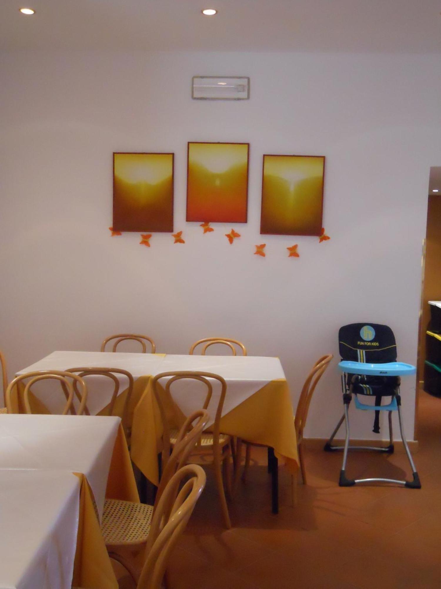 אורבינו Albergo Italia מראה חיצוני תמונה